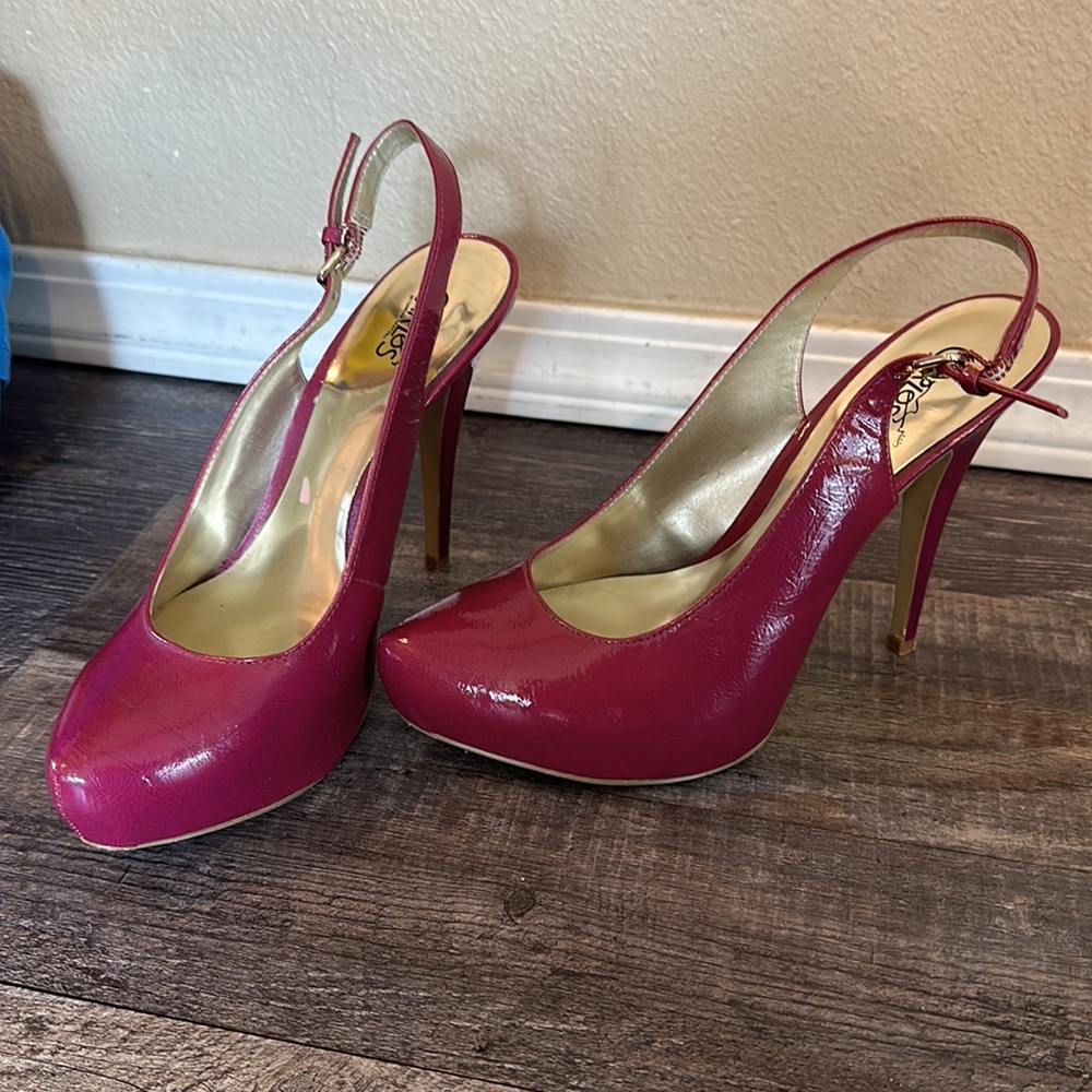 Fun Amaranth Magenta Color Heels! - image 3